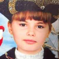 Egg donor Straight dark blond hair ID 414859