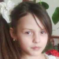 Egg donor Straight brown hair ID 425760