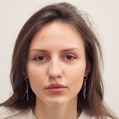 Egg donor Brown eyes ID 425760