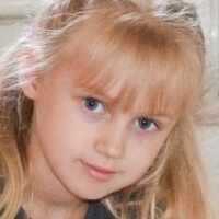 Egg donor Straight blond hair ID 421052